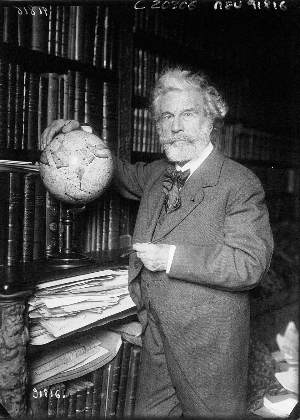 A Celestial Masterpiece: Flammarion's 1878 Catalogue of Double and Multiple Stars